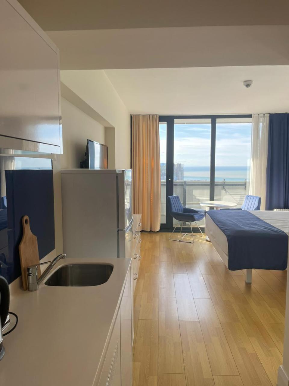 Orbi Сity Sunny Apartments High Floor Batumi Zewnętrze zdjęcie